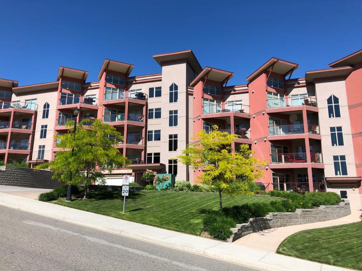 Stay In The Okanagan - Copper Sky, เวสต์ เคโลว์นา ภายนอก รูปภาพ
