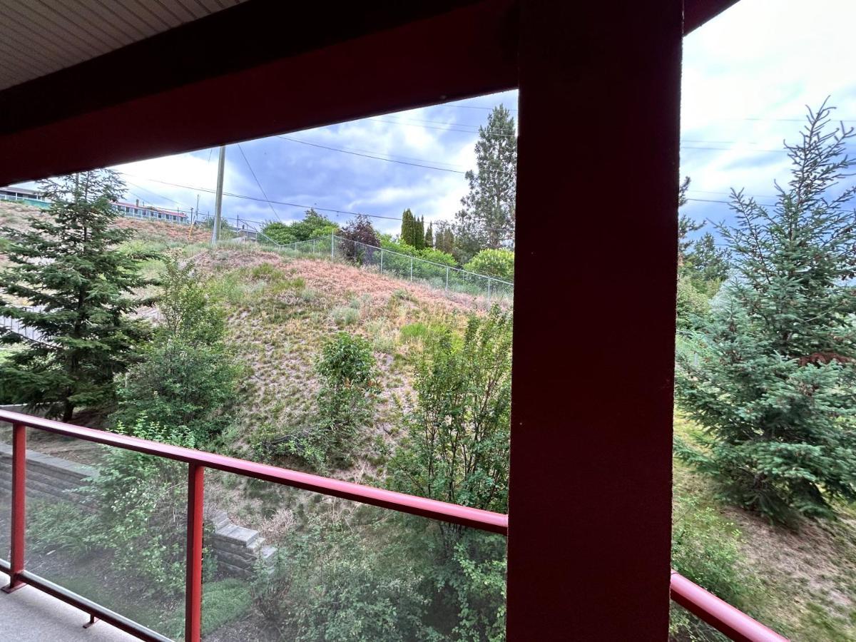 Stay In The Okanagan - Copper Sky, เวสต์ เคโลว์นา ภายนอก รูปภาพ